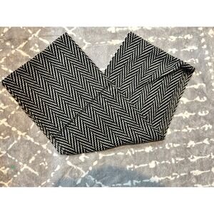 🤯4/$15 Black and White Chevron Infinity Scarf Hair‎ Accessory Fashion